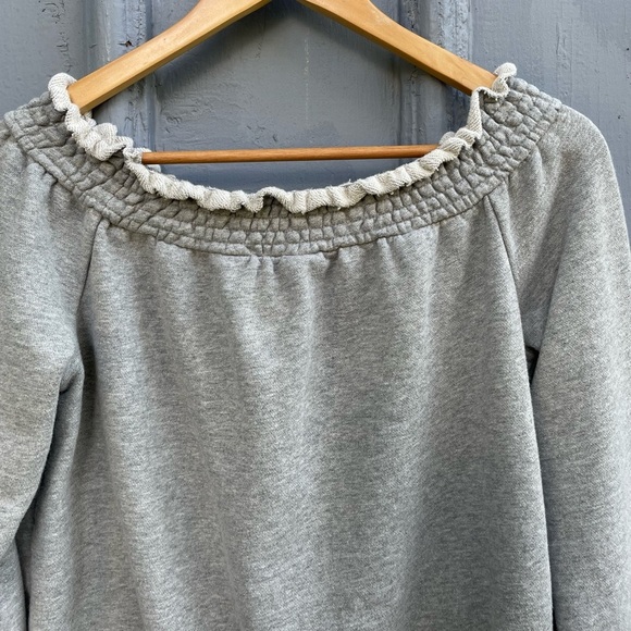 Pam & Gela Off The Shoulder Sweatshirt, size M - Picture 6 of 9